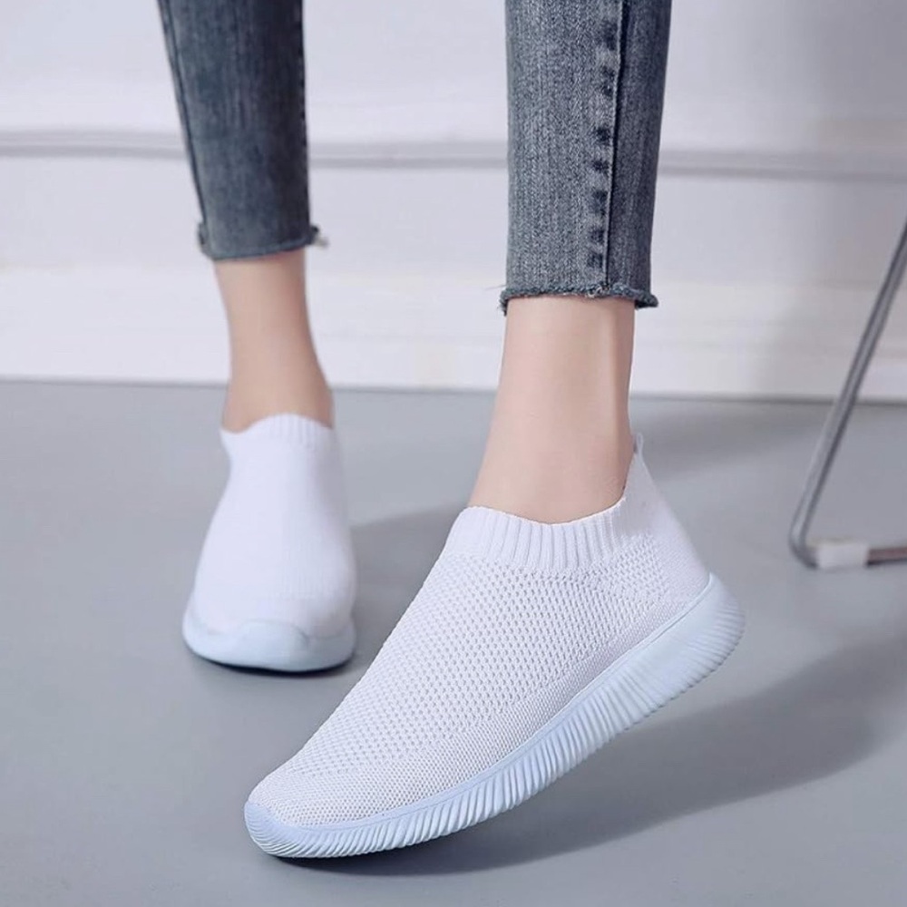 Comfort & Soft slip on white sneakers brand new never worn size 8